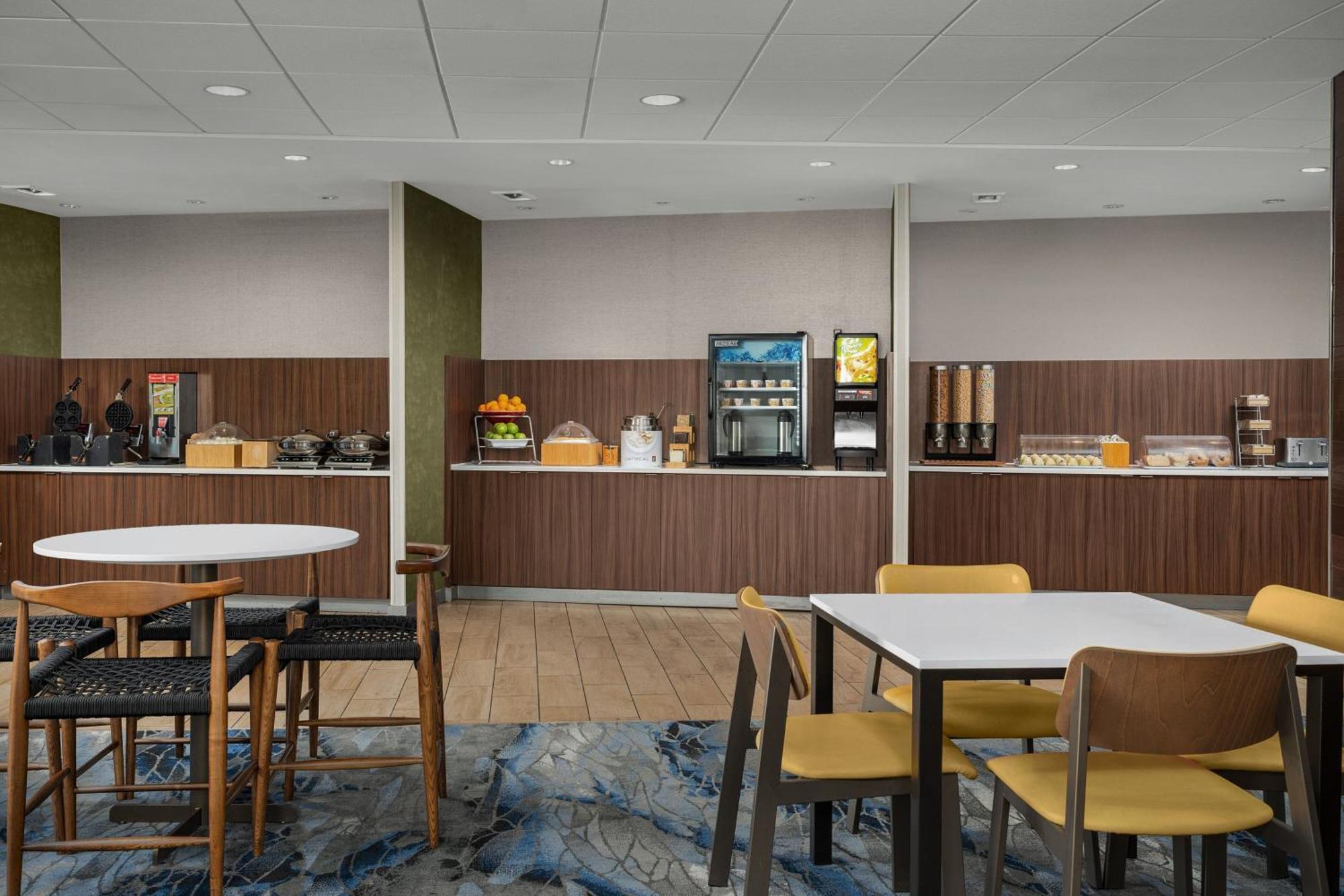Fairfield Inn & Suites By Marriott Panama City Beach Upper Grand Lagoon Екстериор снимка