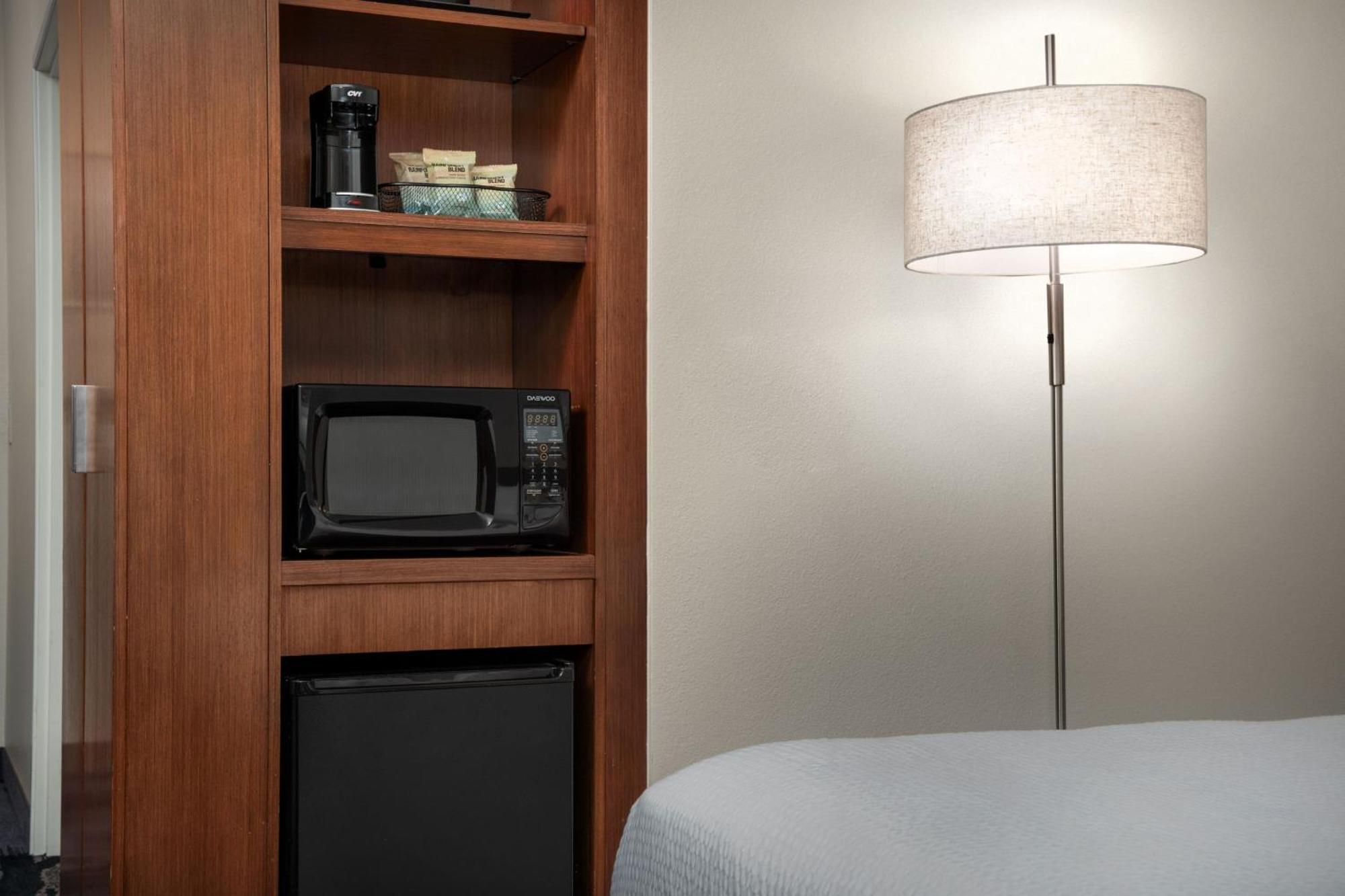 Fairfield Inn & Suites By Marriott Panama City Beach Upper Grand Lagoon Екстериор снимка