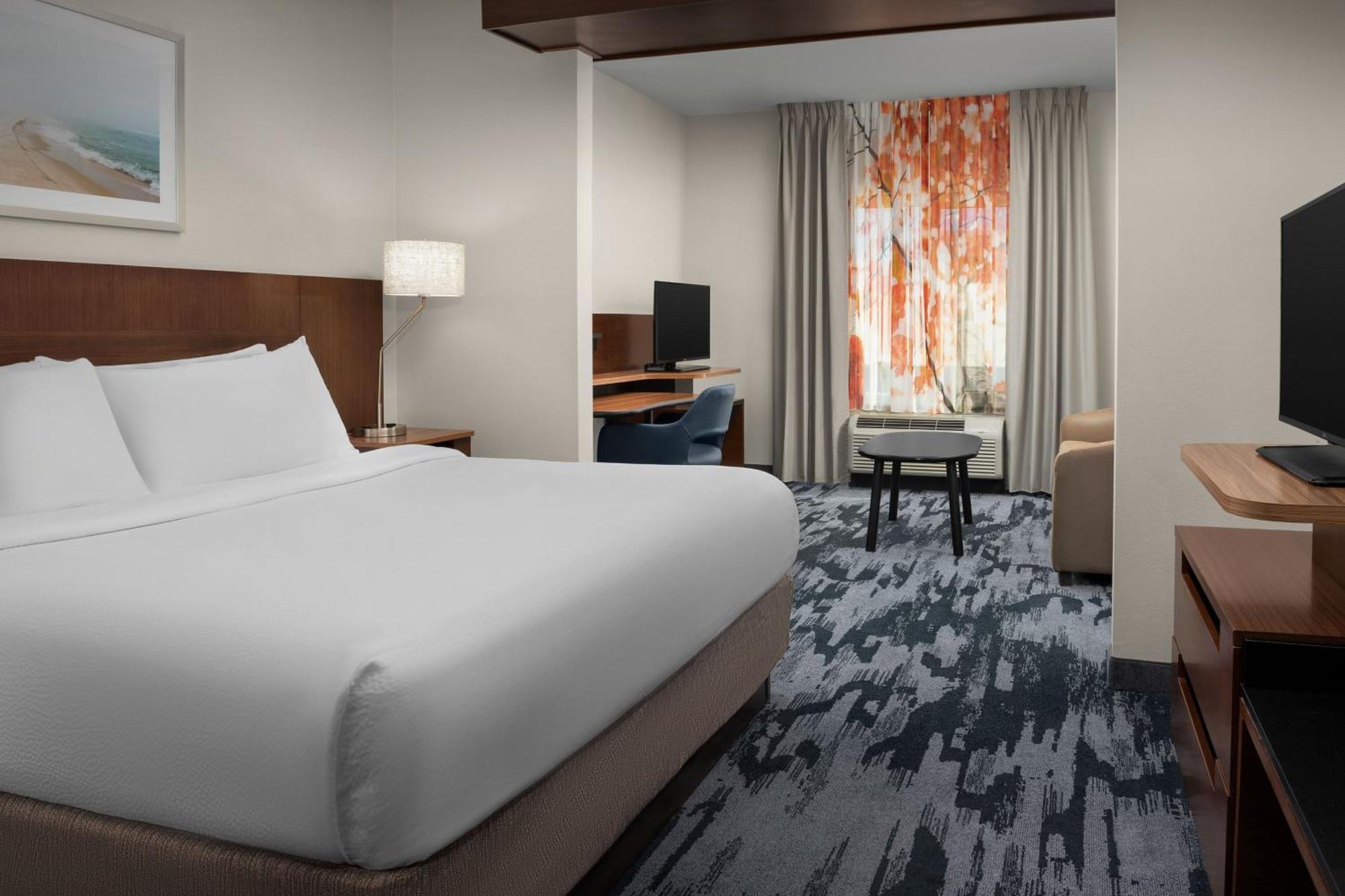 Fairfield Inn & Suites By Marriott Panama City Beach Upper Grand Lagoon Екстериор снимка