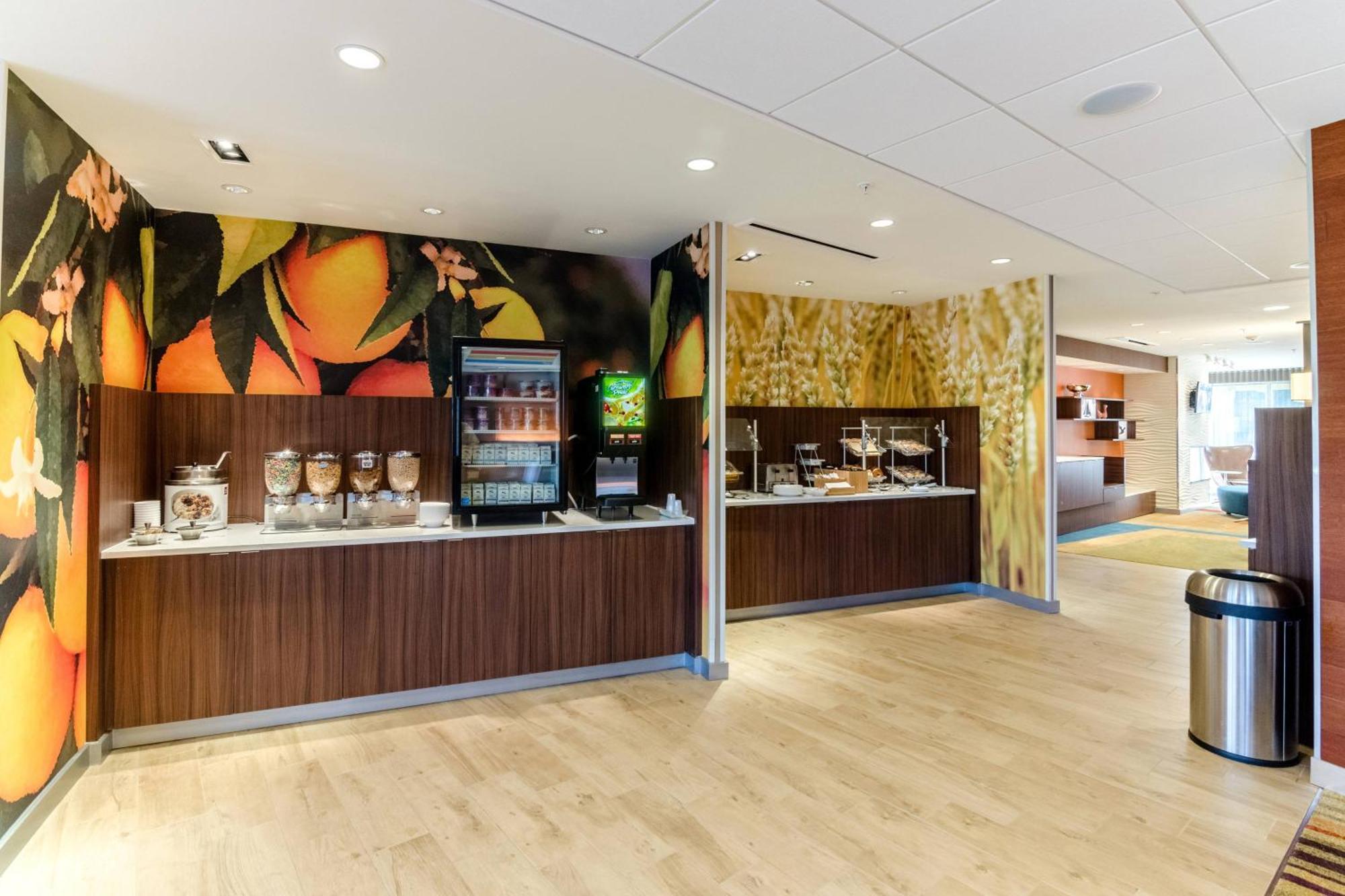 Fairfield Inn & Suites By Marriott Panama City Beach Upper Grand Lagoon Екстериор снимка