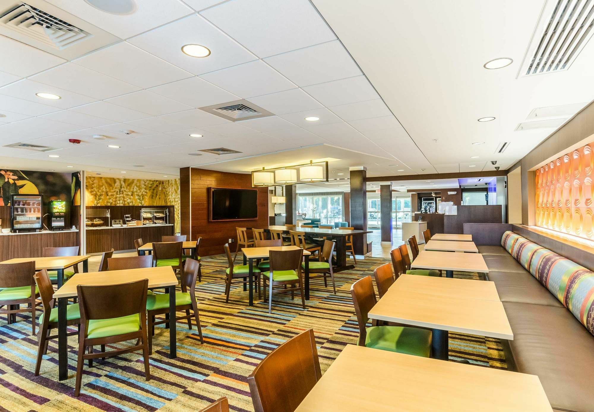 Fairfield Inn & Suites By Marriott Panama City Beach Upper Grand Lagoon Екстериор снимка