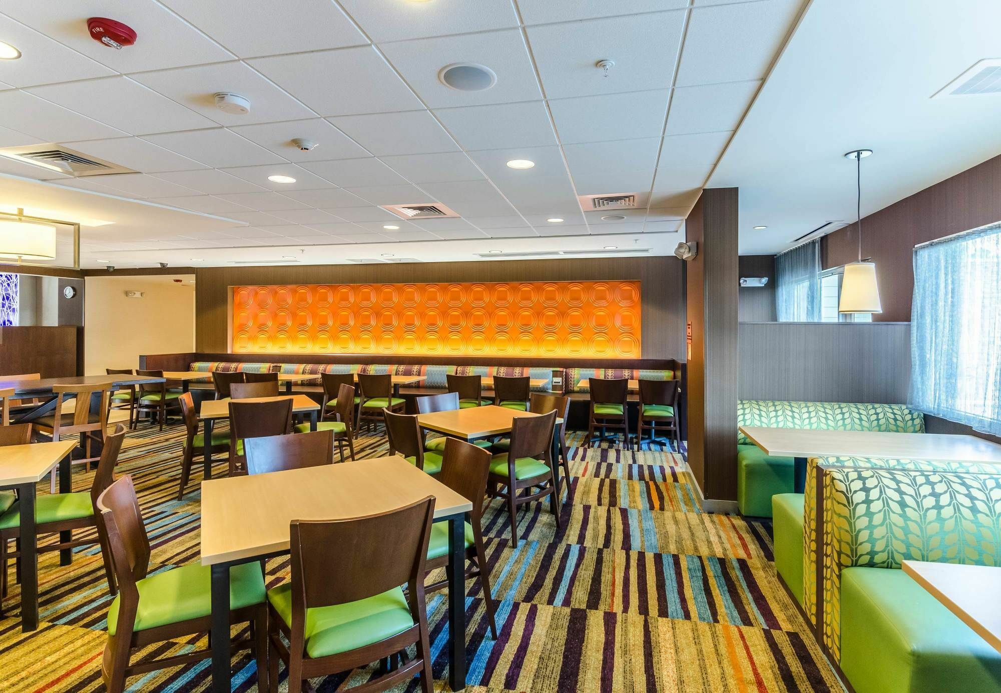 Fairfield Inn & Suites By Marriott Panama City Beach Upper Grand Lagoon Екстериор снимка