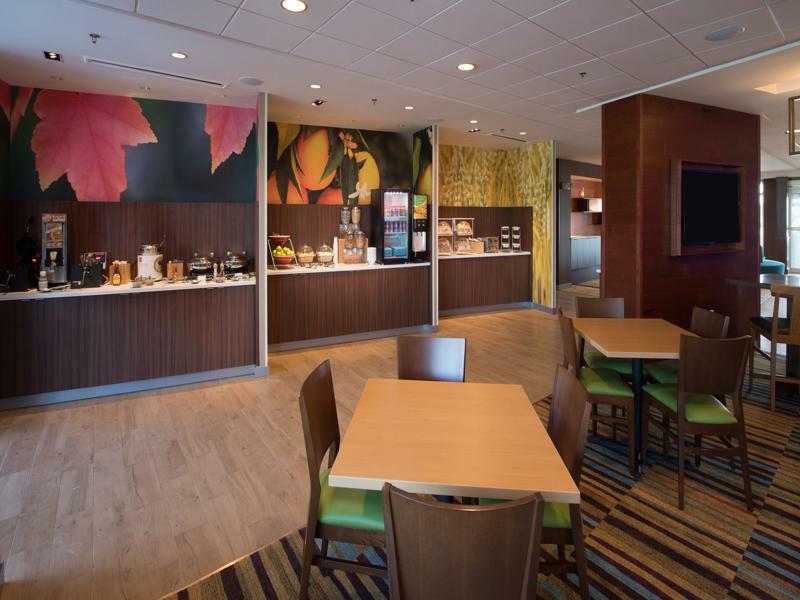 Fairfield Inn & Suites By Marriott Panama City Beach Upper Grand Lagoon Екстериор снимка